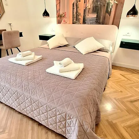 Mala Apartament Split